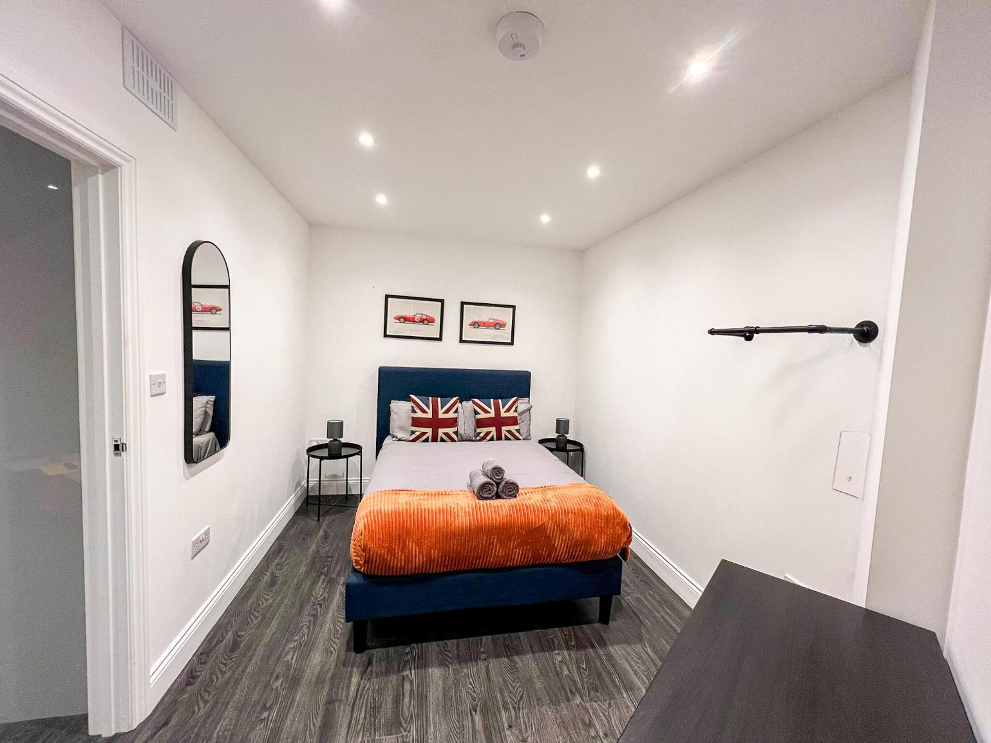 1-Bedroom Apartments In Shoreditch, Old Street, Hoxton Londra Dış mekan fotoğraf