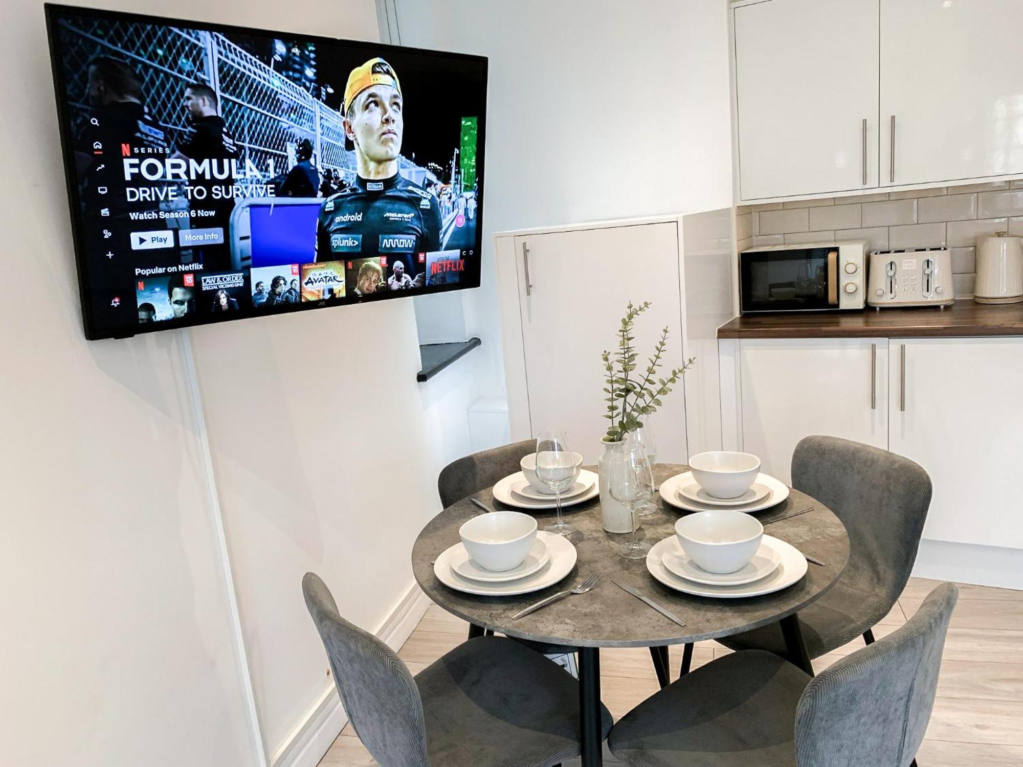 1-Bedroom Apartments In Shoreditch, Old Street, Hoxton Londra Dış mekan fotoğraf