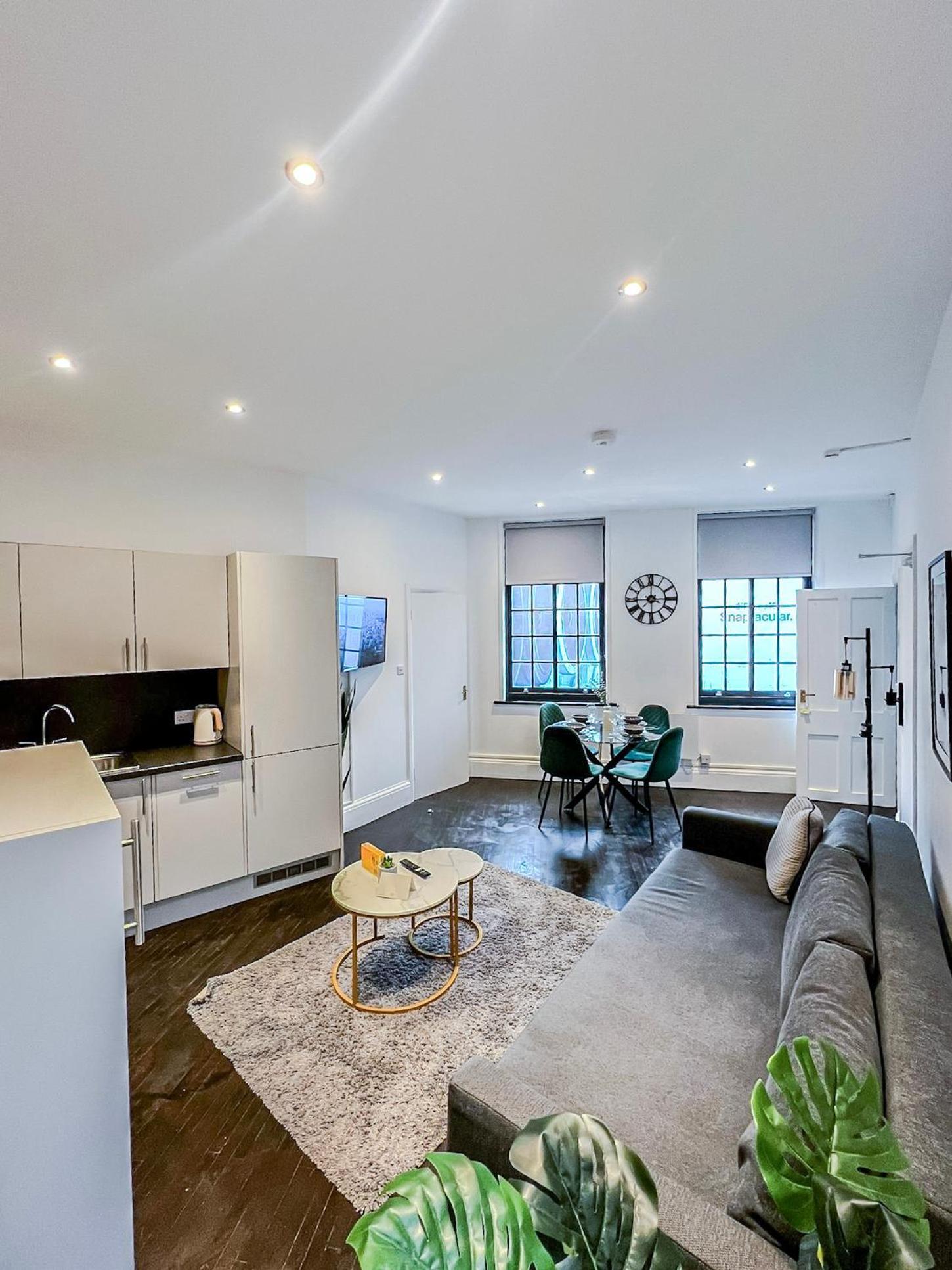 1-Bedroom Apartments In Shoreditch, Old Street, Hoxton Londra Dış mekan fotoğraf
